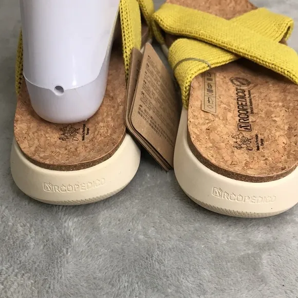 Arcopedico Pantanal Yellow Women’s Slip-On Sandals New  10-10.5