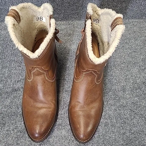 Ariat Brown Leather And Shearling Ankle Boots Sz 9 B