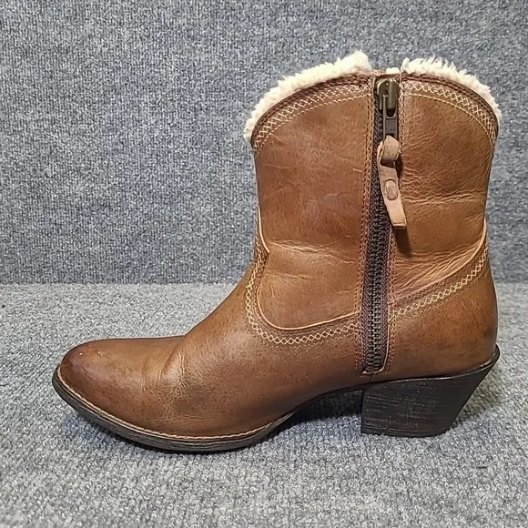 Ariat Brown Leather And Shearling Ankle Boots Sz 9 B