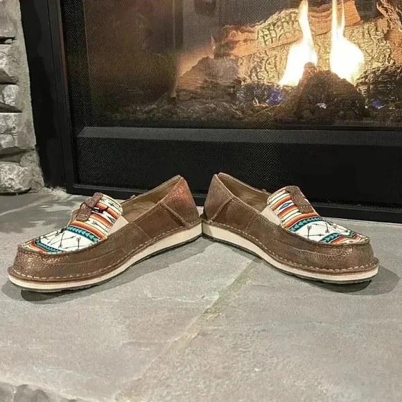 Ariat cruiser Aztec Arrow print rose gold slip on loafers moc toe suede upper