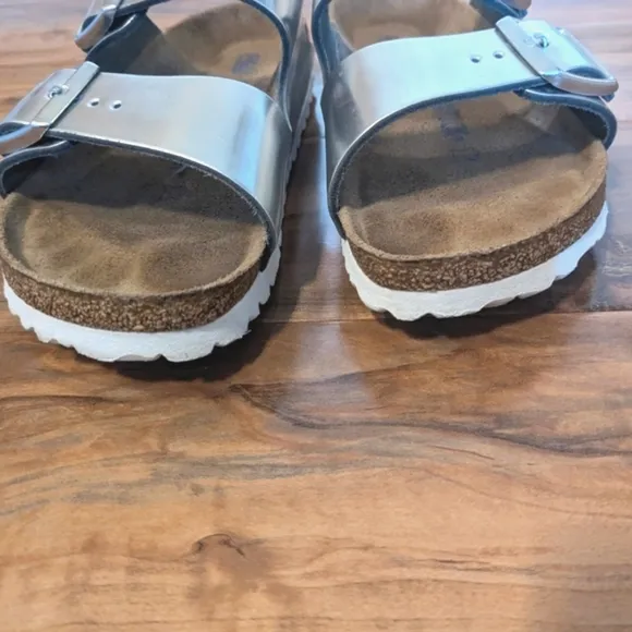 Arizona Metallic Silver Soft Footbed Slide Leather