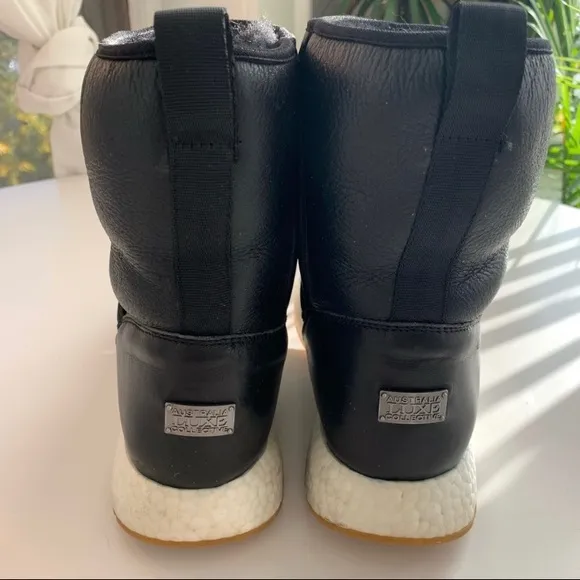 Australian Luxe booties size 6.5