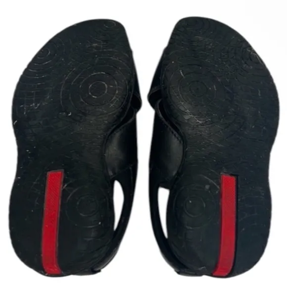 Authentic Prada luxury designer brand toddler boys black leather sandals sz 9