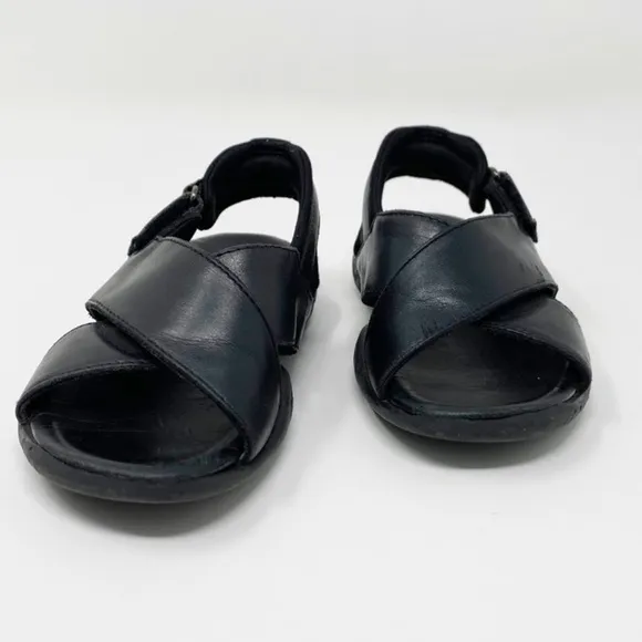 Authentic Prada luxury designer brand toddler boys black leather sandals sz 9