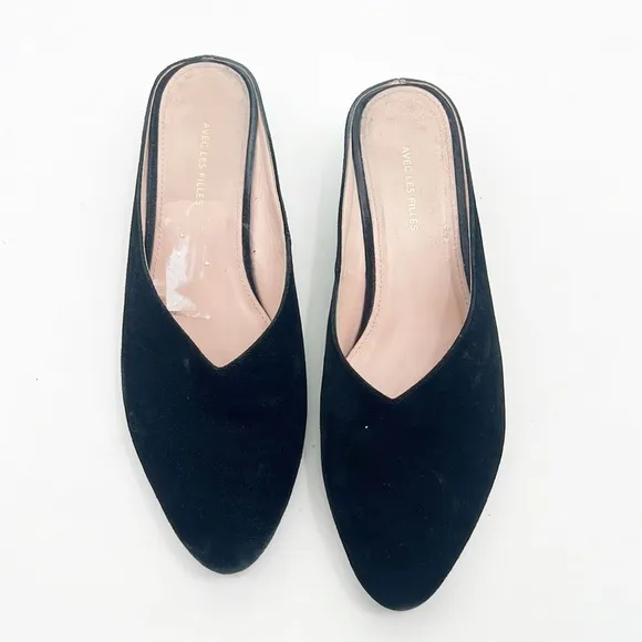 Avec Les Filles Black Suede Flats Bella size 9 Mules