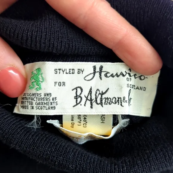 B. Altman &amp; Co. 70's Vintage Deadstock Pure Cashmere Turtleneck Sweater Black S