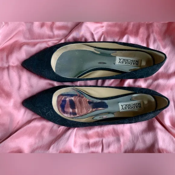 Badgley Mischka Black Brocade Pointy Toe Flats, size 8 md