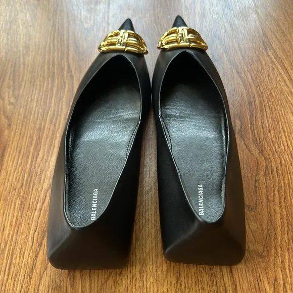 Balenciaga BB Knife Pointed Toe Flats Black Leather Size 36.5 EU / 6.5 US NWOB