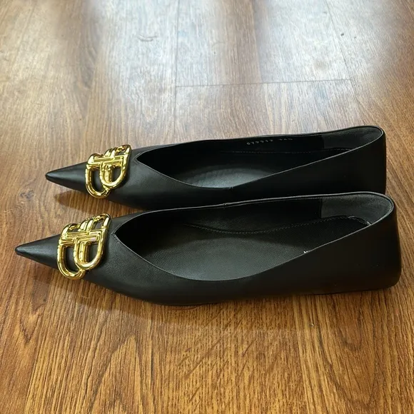Balenciaga BB Knife Pointed Toe Flats Black Leather Size 36.5 EU / 6.5 US NWOB