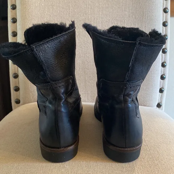 Bally Switzerland Fold-over Leather Shearling Lace Up Ankle Boots Black Size 6