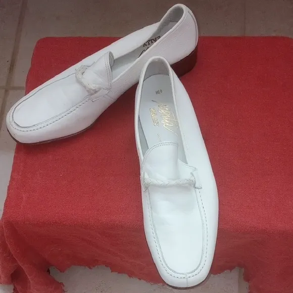 Bally White Loafers Slip-Ons with Smooth Leather Design