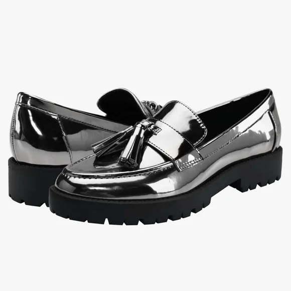 Bandolino Pewter Tassel Loafers NWOT