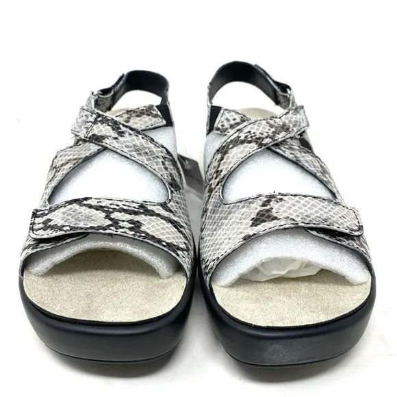 Barefoot Freedom Abbey Comfort Sandals Silver Black Viper WIDE