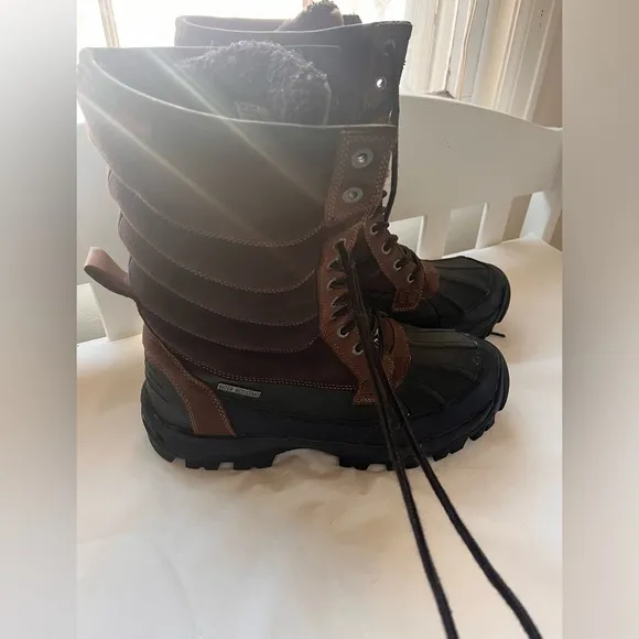 Bass Men’s Size 11 Water Resistant Snow Boots Brown Leather