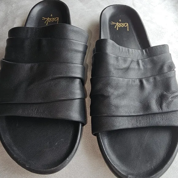 Beek Minla Slide Sandals Sz 9