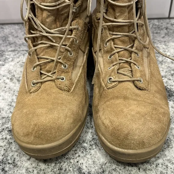 Belleville Desert 795V Combat Boots Men 11.5R Lace Up Hiking Military Waterproof