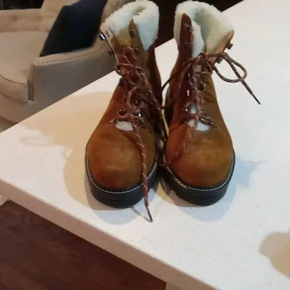 Bernardo Studio Dash boot in tobacco split  suede w shearling collar size 9 NWT