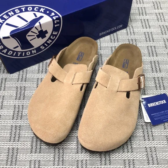 BEST NWT | Women's Latte Cream Suede Birkenstock Boston Shoes - Narrow Fit