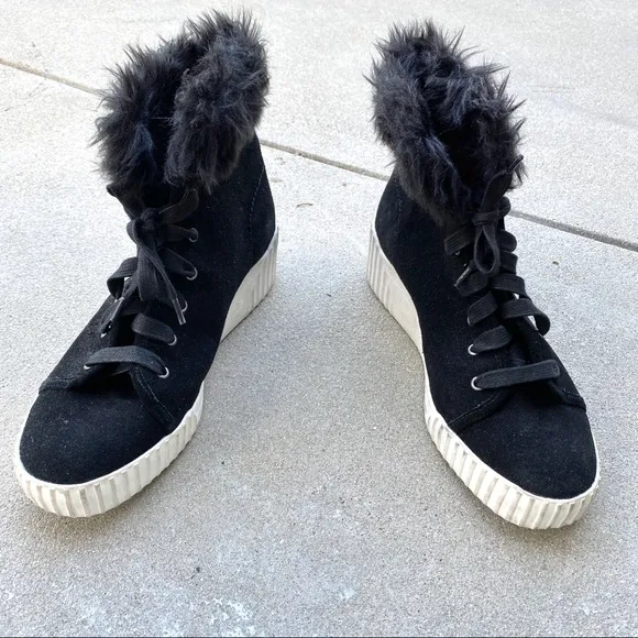 Bettye Muller ankle BOOTS Black chunky SNEAKERS faux fur platform booties bootie