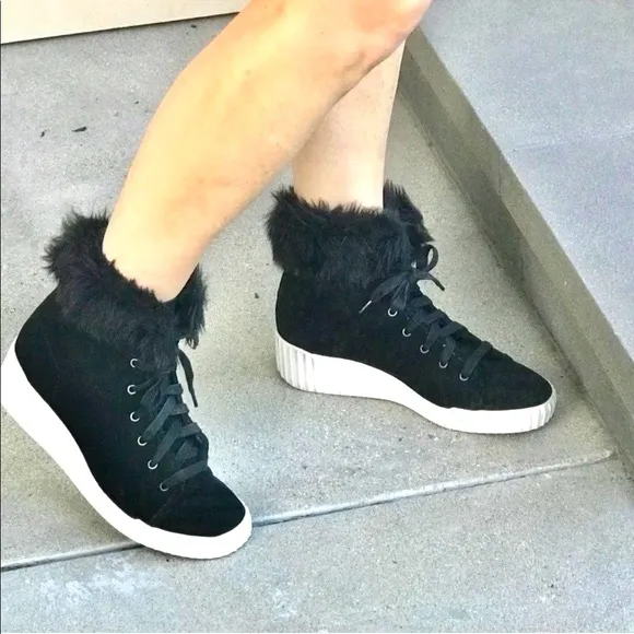 Bettye Muller ankle BOOTS Black chunky SNEAKERS faux fur platform booties bootie