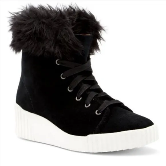 Bettye Muller ankle BOOTS Black chunky SNEAKERS faux fur platform booties bootie