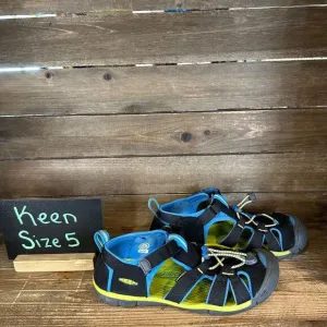 Big Kids Keen Seacamp II CNX Black Casual Athletic Water Sport‎ Sandals Size 5 Y