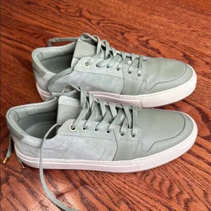 BILLIONS Greats Sneakers NWOT Size 9.5