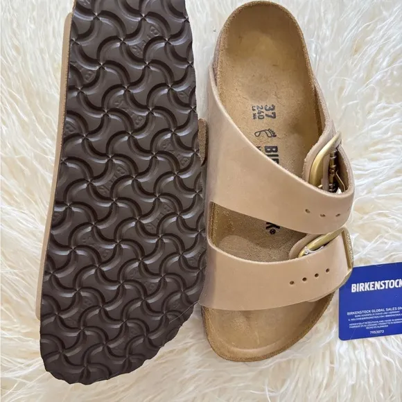 Birkenstock Arizona Big BuckleNubuck Leather - Sandcastle