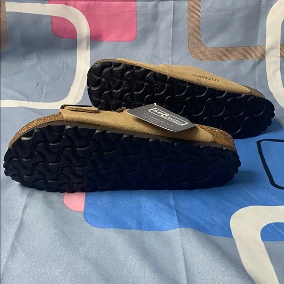 Birkenstock Arizona 😘Cream Sandals 😘with Contoured Footbed - Narrow