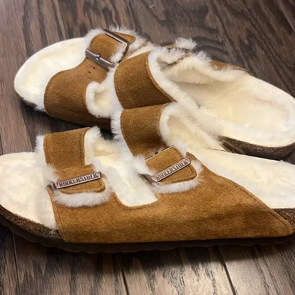 BIRKENSTOCK Arizona shearling-lined suede sandals