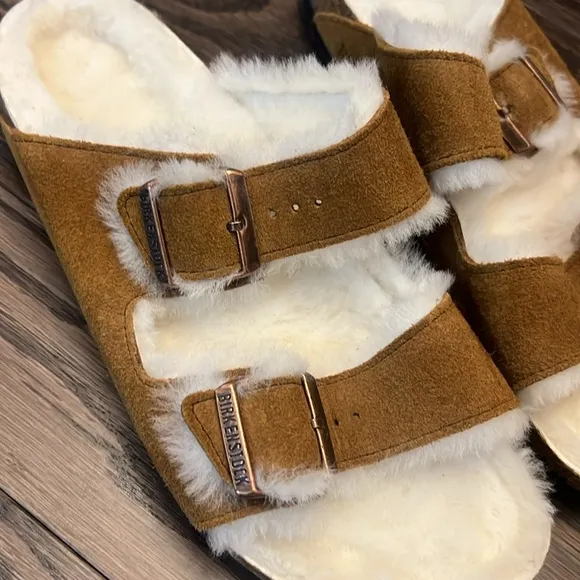 BIRKENSTOCK Arizona shearling-lined suede sandals