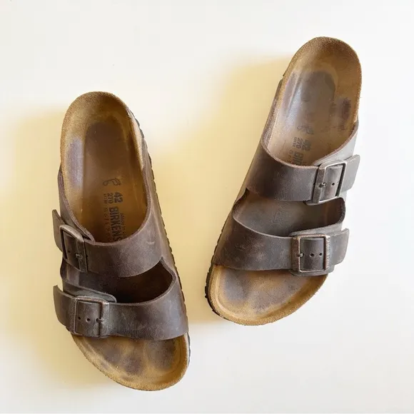 Birkenstock Dark Brown Oiled Leather Arizona Soft Footbed Sandals