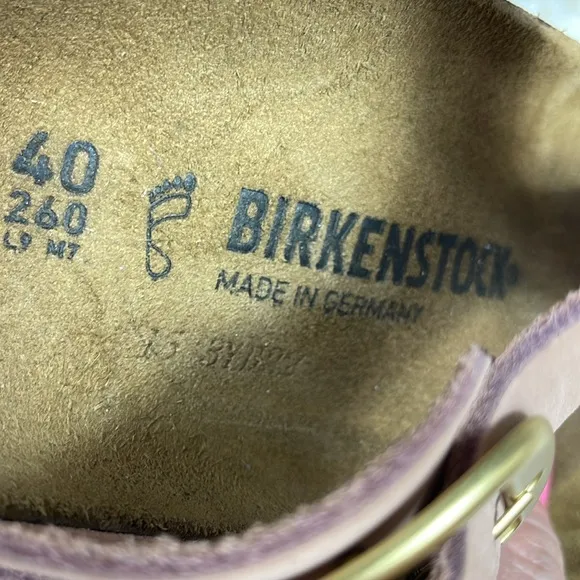 Birkenstock Gizeh big buckle sandals in pink nubuck leather