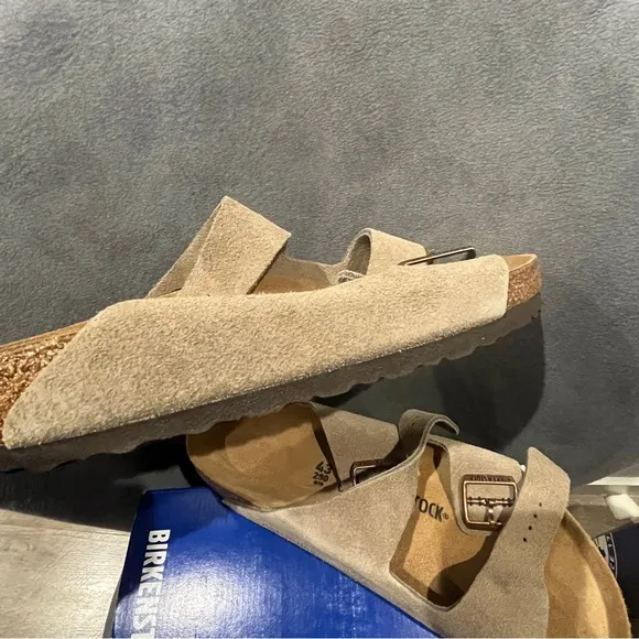 Birkenstock Men’s Arizona Sandals Suede Leather Taupe Size 10 US Men