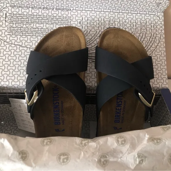 Birkenstock Siena II leather soft footbed black sandal. Size: 5, 5.5, 36