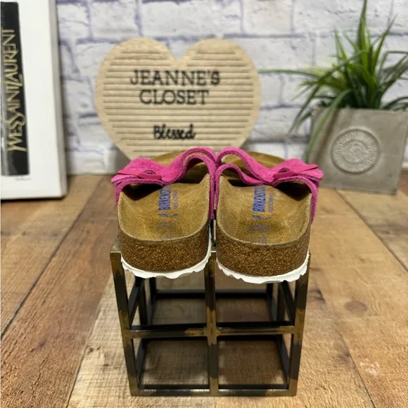 Birkenstock® Suede Siena Soft Footbed Sandals in Fuchsia Tulip size 36