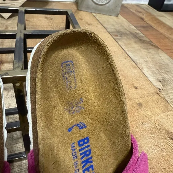 Birkenstock® Suede Siena Soft Footbed Sandals in Fuchsia Tulip size 36