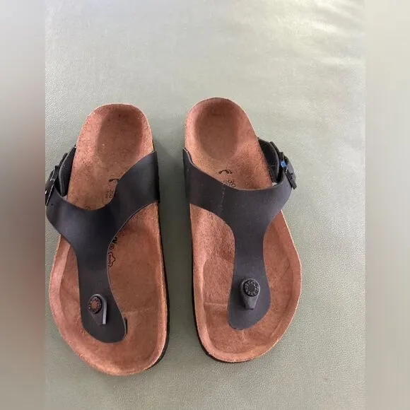 BIRKENSTOCK Women’s NWT Black Birko-Flor Gizeh  Sandals Size 39