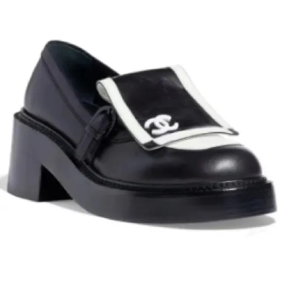 black &amp; white flap Loafers