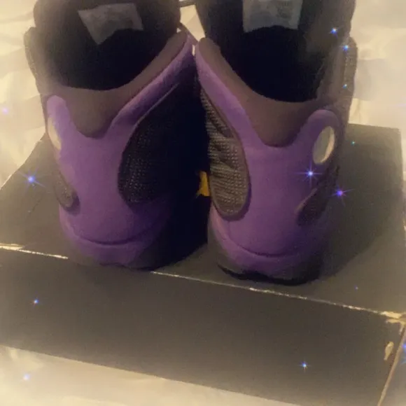 Black and Purple jordan sneakers size 6 youth (used but good)