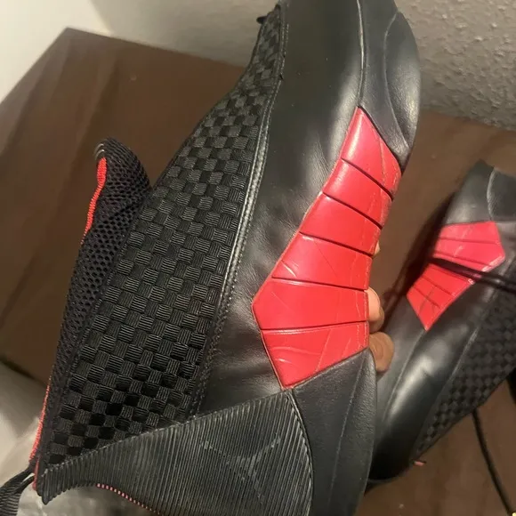 Black and Red Performance Sneakers with Mesh Design Retro 15 Countdown Pack