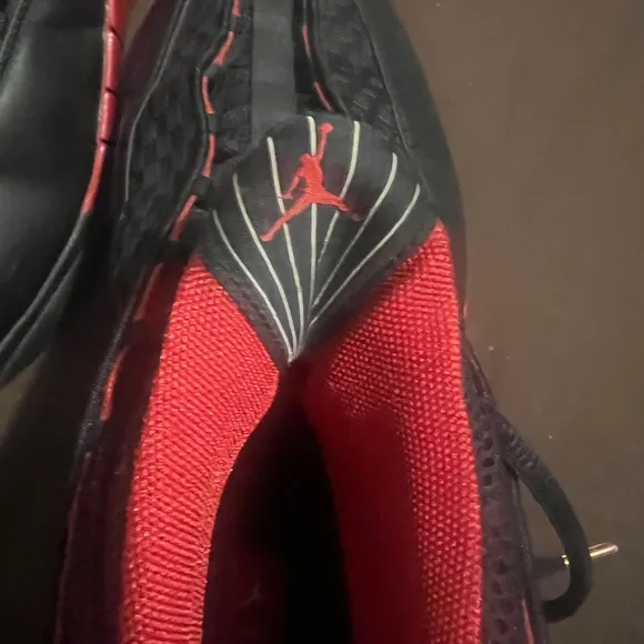 Black and Red Performance Sneakers with Mesh Design Retro 15 Countdown Pack