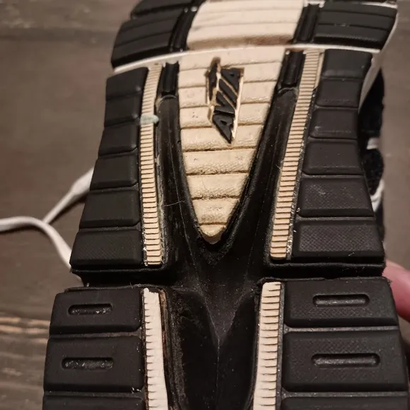 Black and White Athletic Sneakers Avia