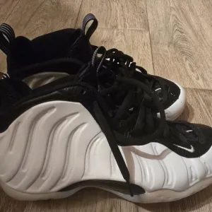 Black and White Athletic Sneakers brand new