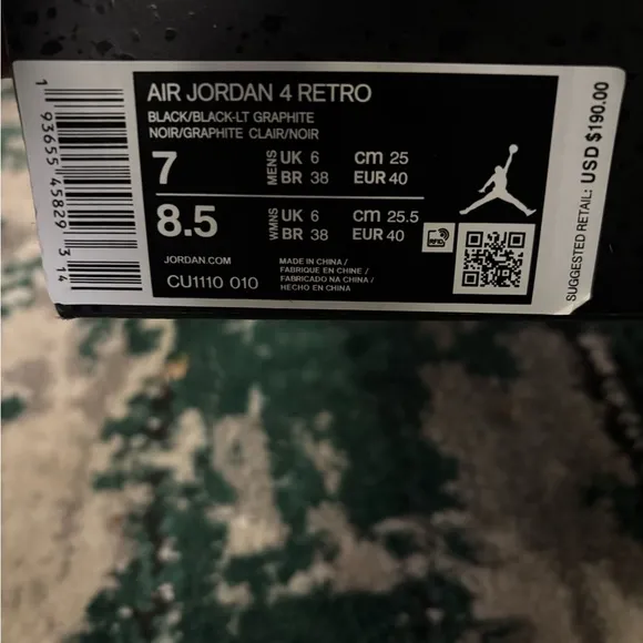 Black athletic Sneakers