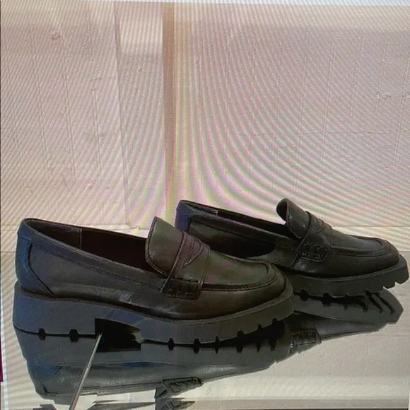 Black Leather Platform Loafers Size 8 NWT
