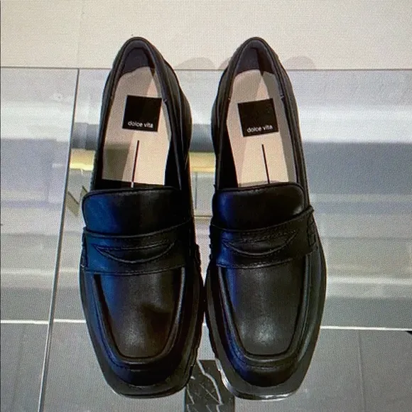 Black Leather Platform Loafers Size 8 NWT