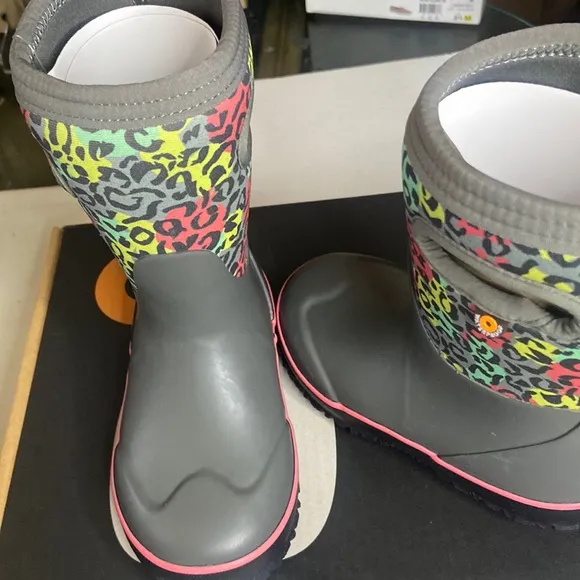 Bog’s leopard boots