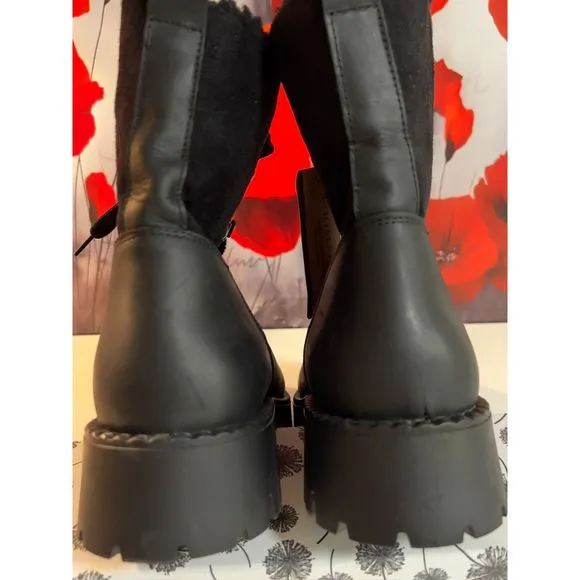 Bootlegger shearling/leather ankle boots. Size 39 (W8-8.5). NWT.