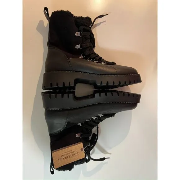 Bootlegger shearling/leather ankle boots. Size 39 (W8-8.5). NWT.